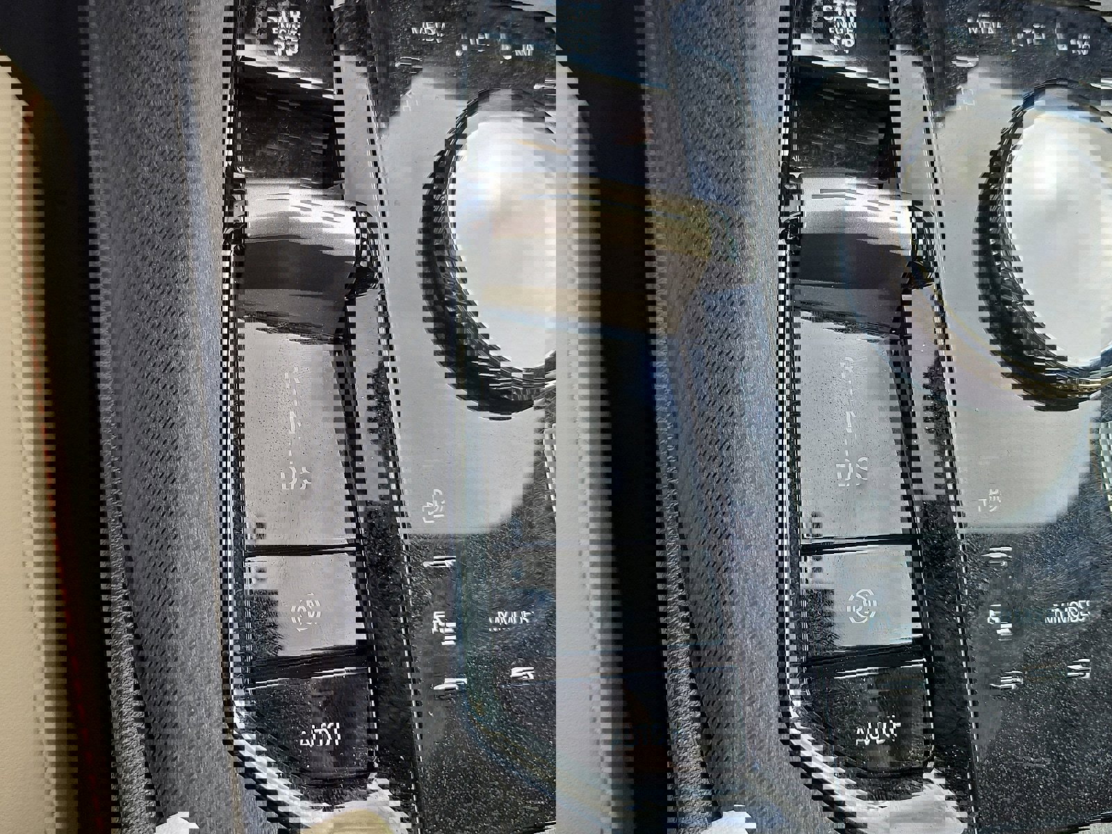 Certified 2025 BMW X3 xDrive30i w/ Convenience Package image 16