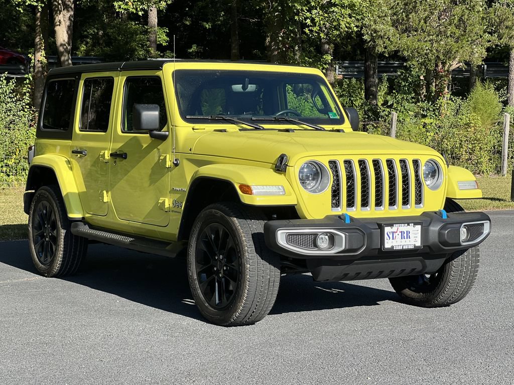 Used 2023 Jeep Wrangler Unlimited Sahara w/ Dual Top Group AWD/4WD image 1