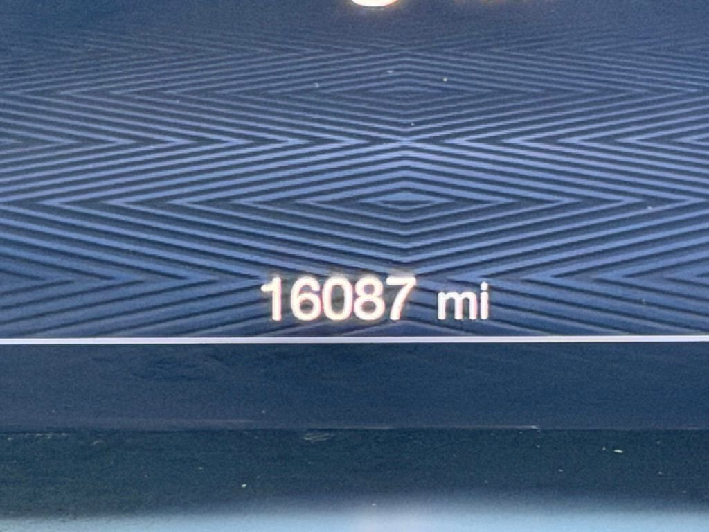 Used 2024 Alfa Romeo Giulia Ti image 36