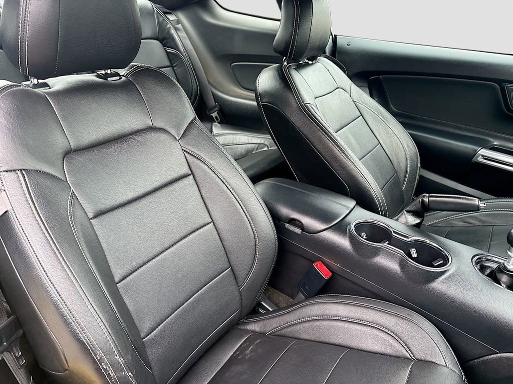 Used 2017 Ford Mustang GT RWD image 25