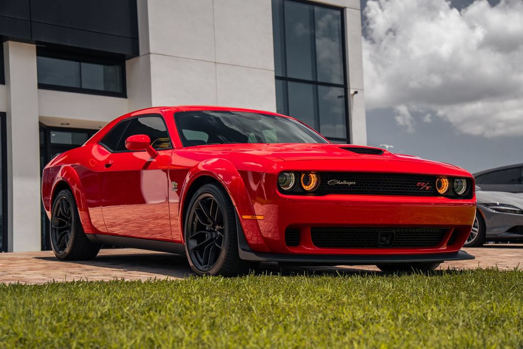 Used 2023 Dodge Challenger R/T Scat Pack RWD image 7