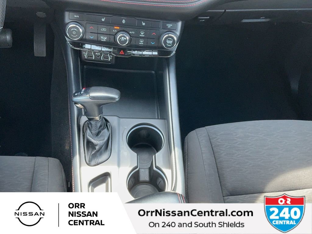 Used 2023 Dodge Durango GT image 24