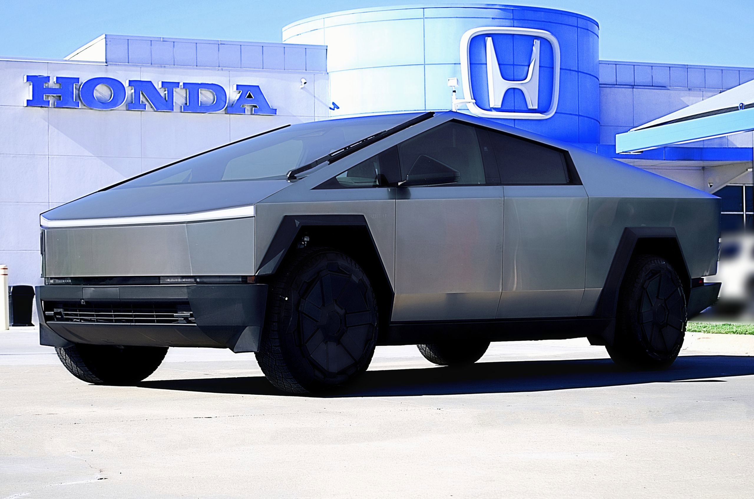 Used 2024 Tesla Cybertruck Cyberbeast image 1