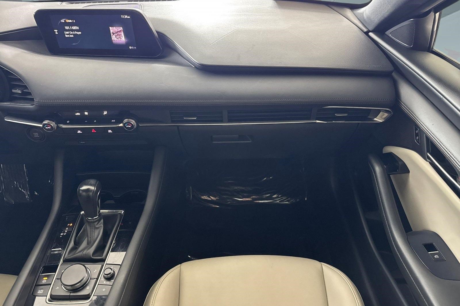 Used 2019 MAZDA MAZDA3 Hatchback FWD image 30
