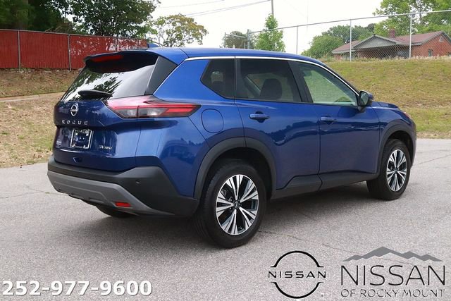 Used 2022 Nissan Rogue SV AWD/4WD image 5