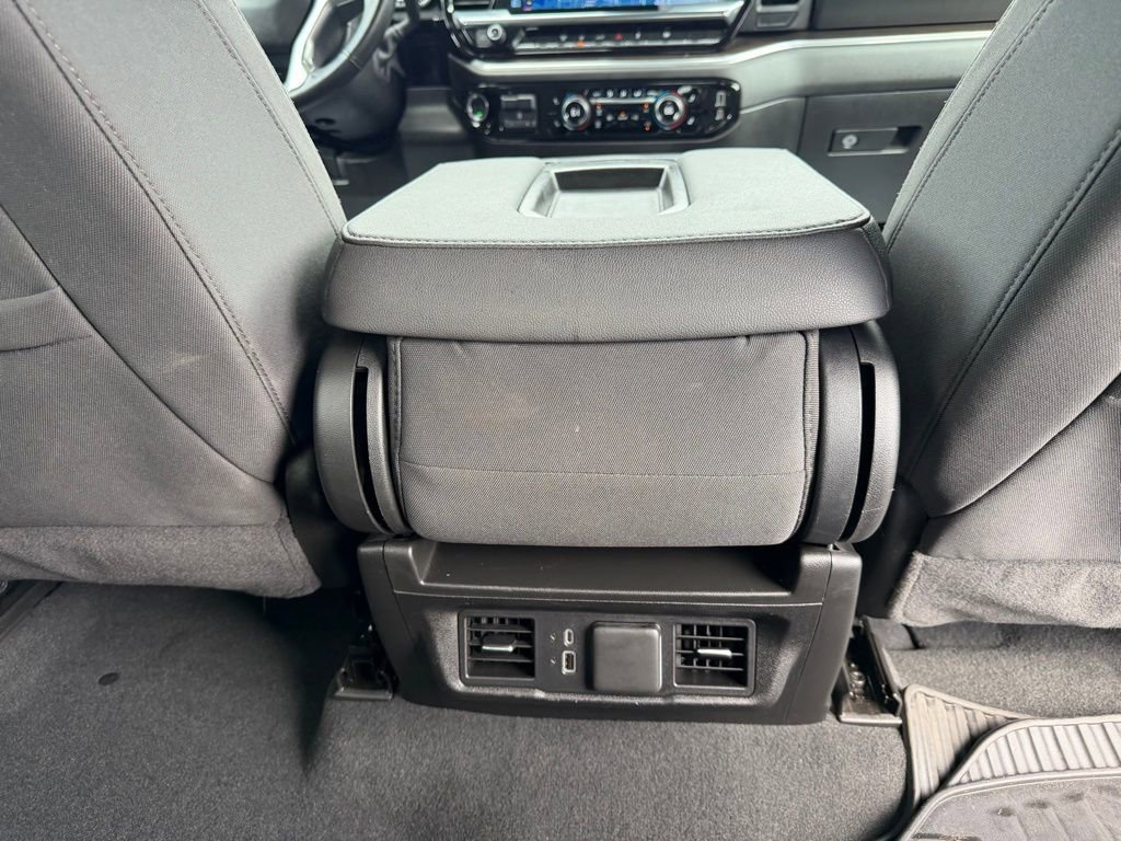 Used 2025 Chevrolet Silverado 2500 LT w/ Convenience Package image 33