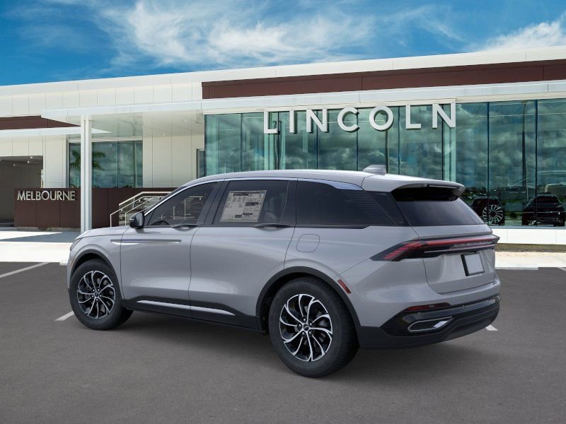 New 2026 Lincoln Nautilus Premier image 4