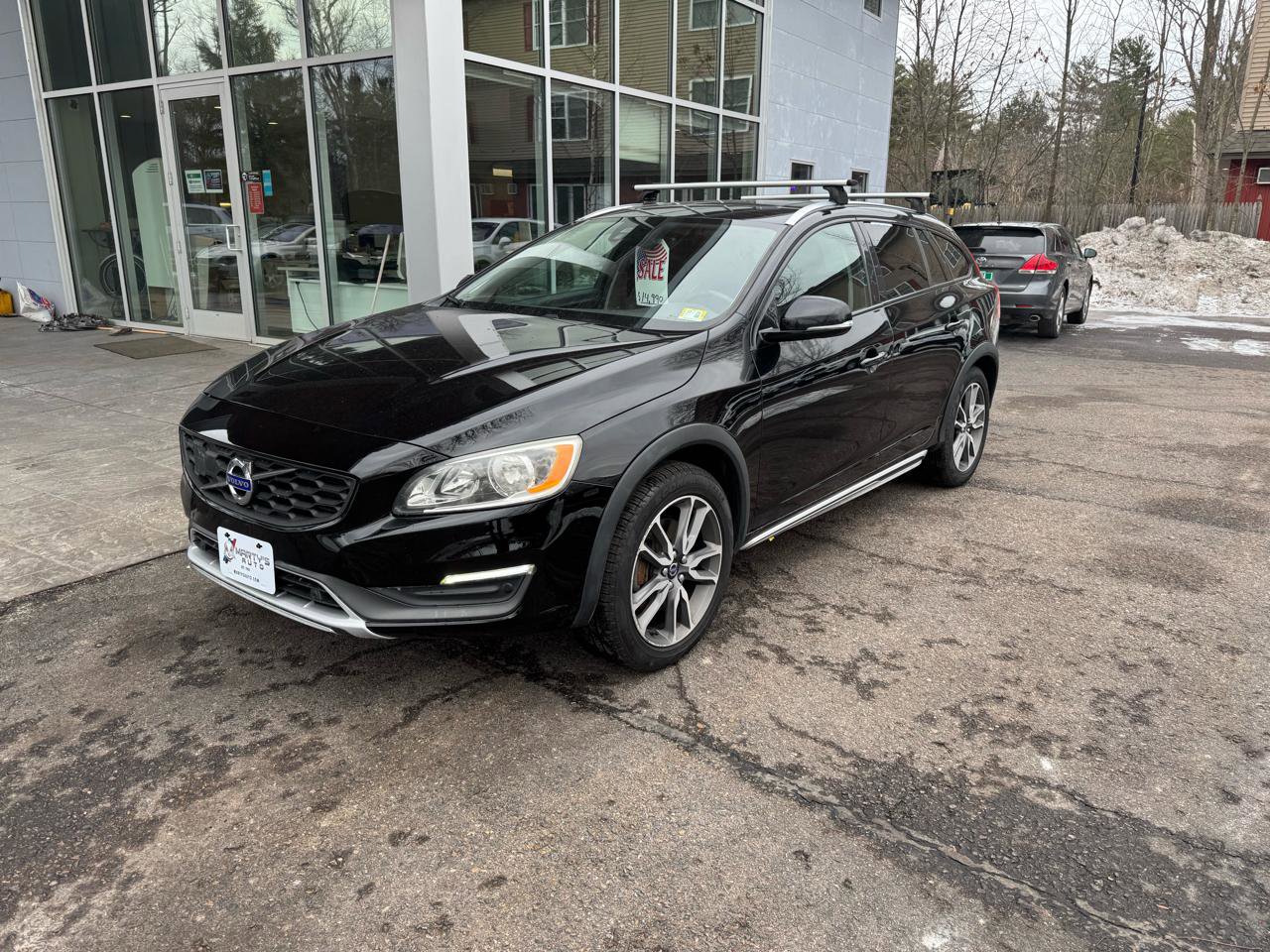 Used 2016 Volvo V60 T5 Cross Country w/ Convenience Package