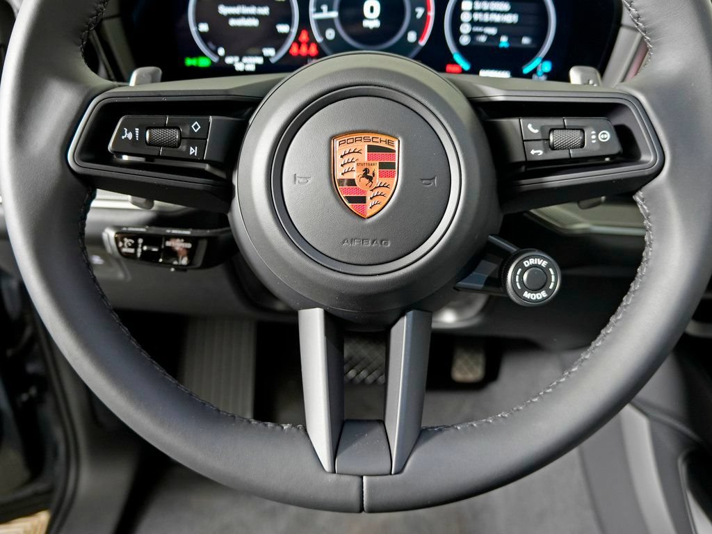 Certified 2026 Porsche Cayenne Coupe AWD/4WD image 23