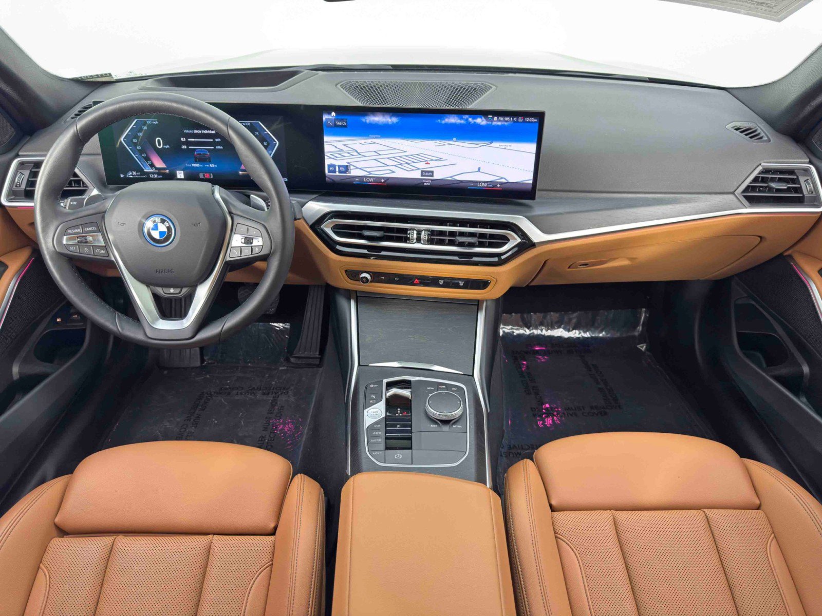 Used 2023 BMW 330e xDrive w/ Premium Package image 12