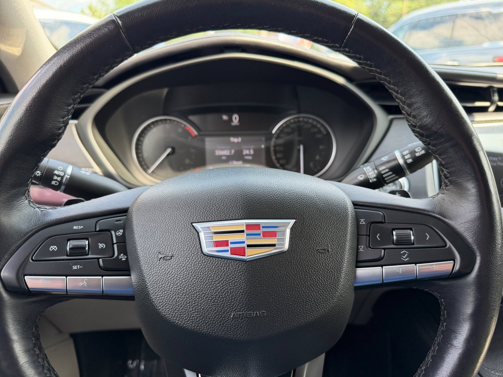 Used 2023 Cadillac XT4 Luxury AWD/4WD image 21