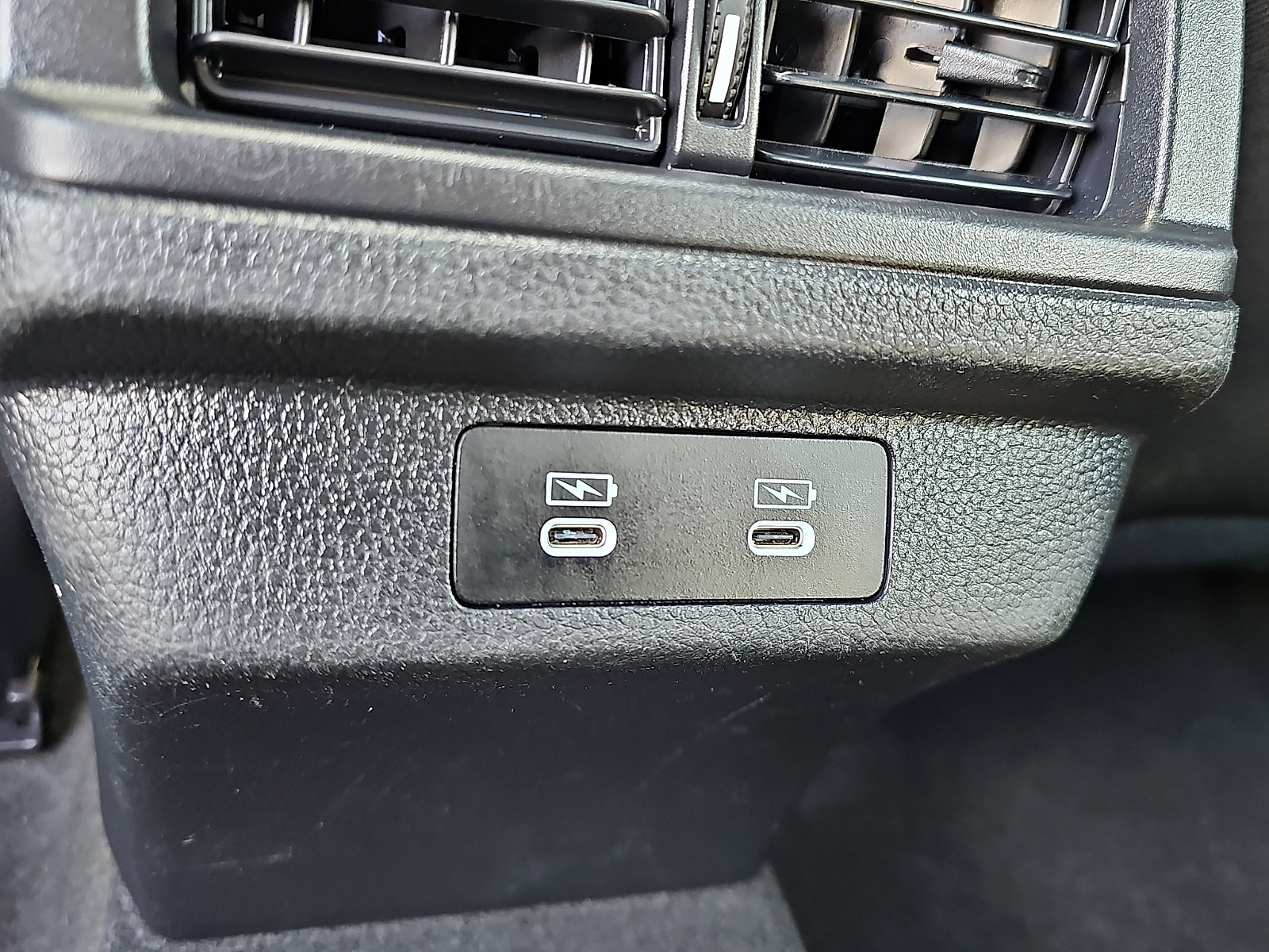 Used 2025 Honda Accord SE image 11