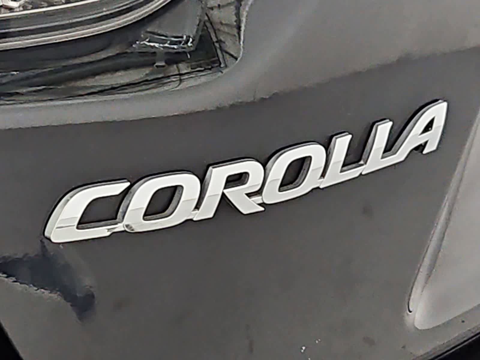 Used 2024 Toyota Corolla XLE FWD image 12