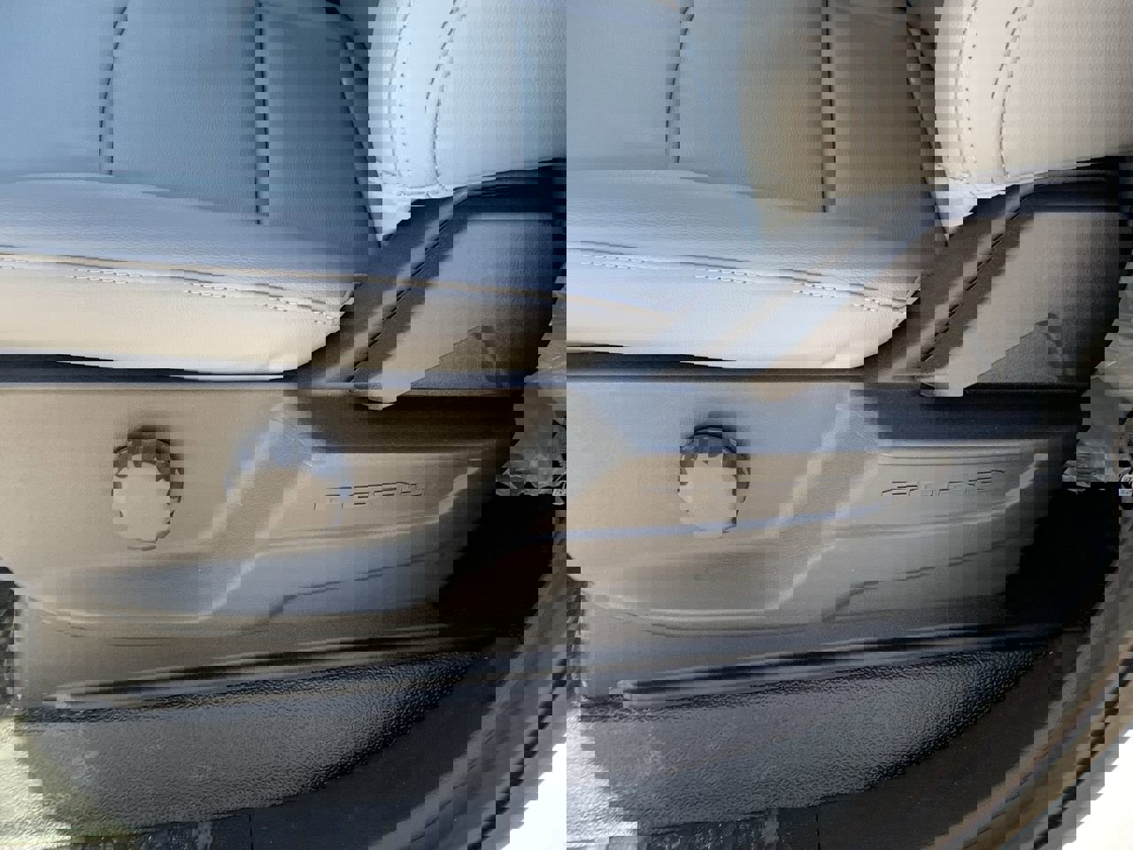 New 2026 Ford F250 XL w/ XL Chrome Package image 21