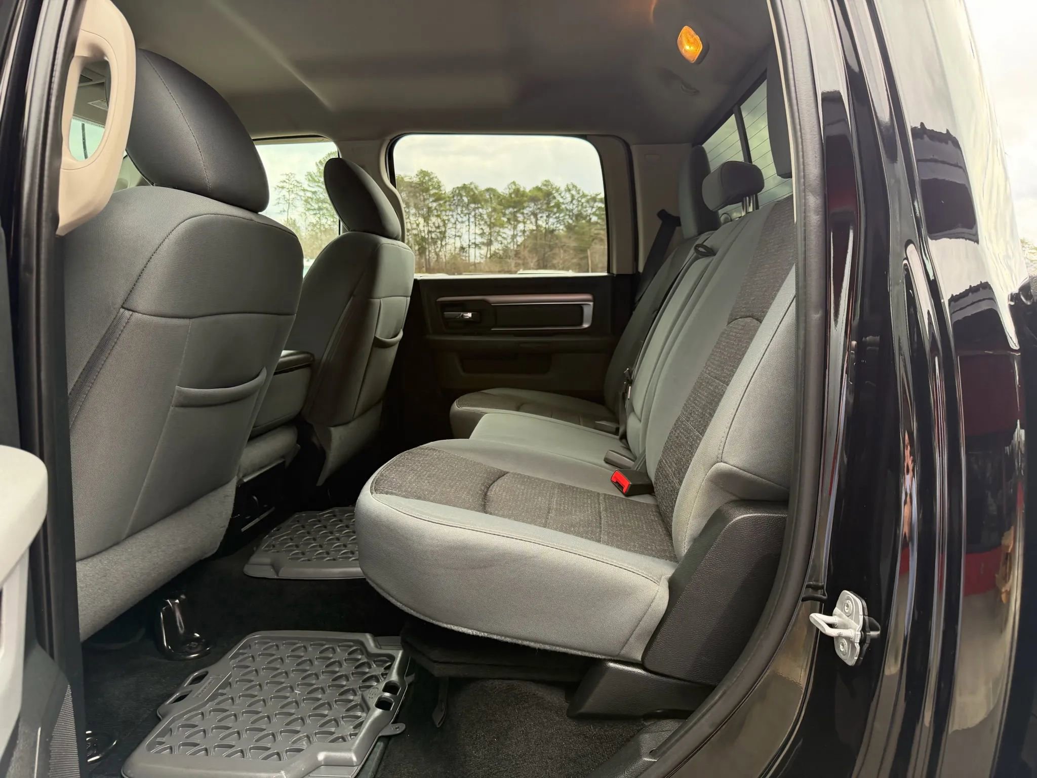 Used 2014 RAM 2500 Power Wagon w/ Luxury Group image 14