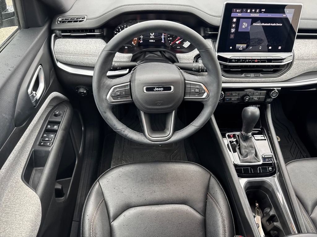 Used 2024 Jeep Compass Latitude image 15