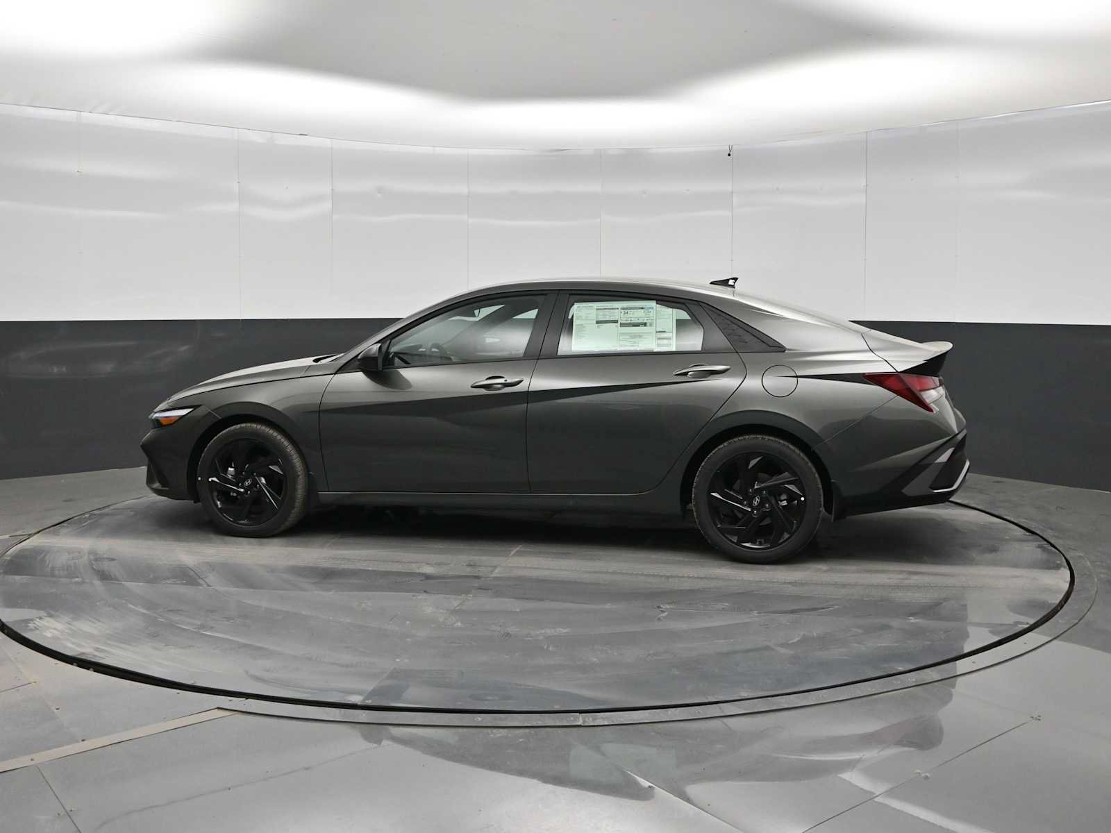 New 2026 Hyundai Elantra Sport FWD image 5