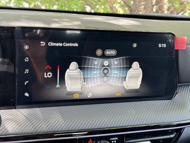 New 2025 Nissan Kicks SR image 29