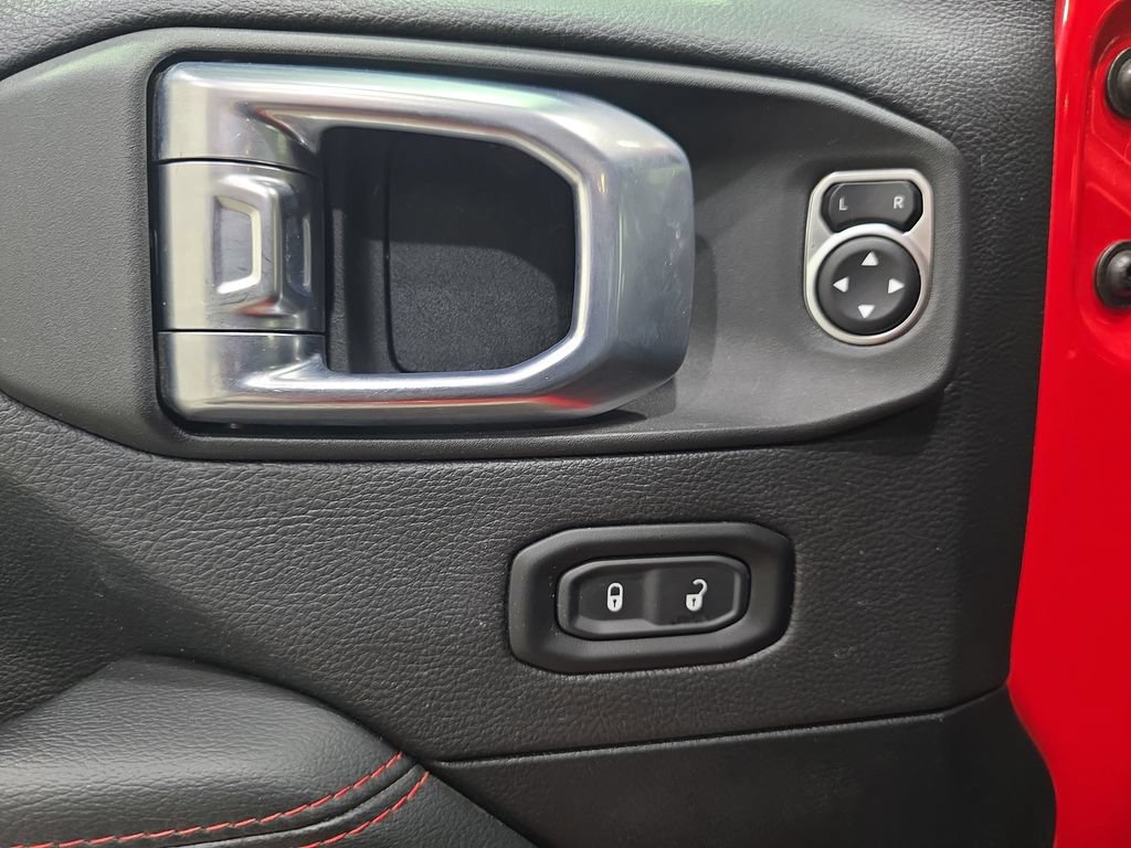 Used 2023 Jeep Gladiator Rubicon w/ LED Lighting Group AWD/4WD image 31