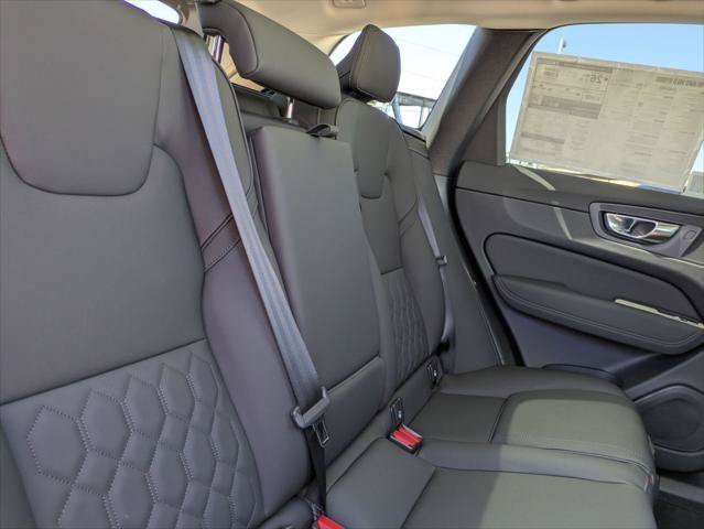New 2026 Volvo XC60 B5 Plus w/ Climate Package PRO AWD/4WD image 13