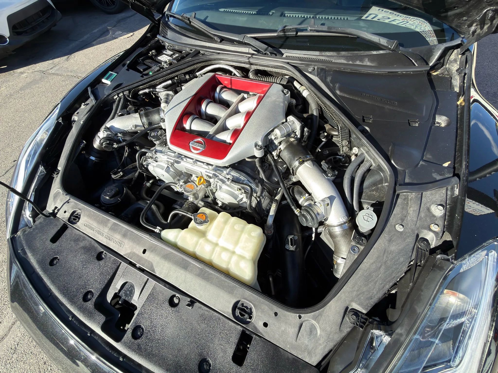 Used 2019 Nissan GT-R Premium w/ Premium Interior Package image 4