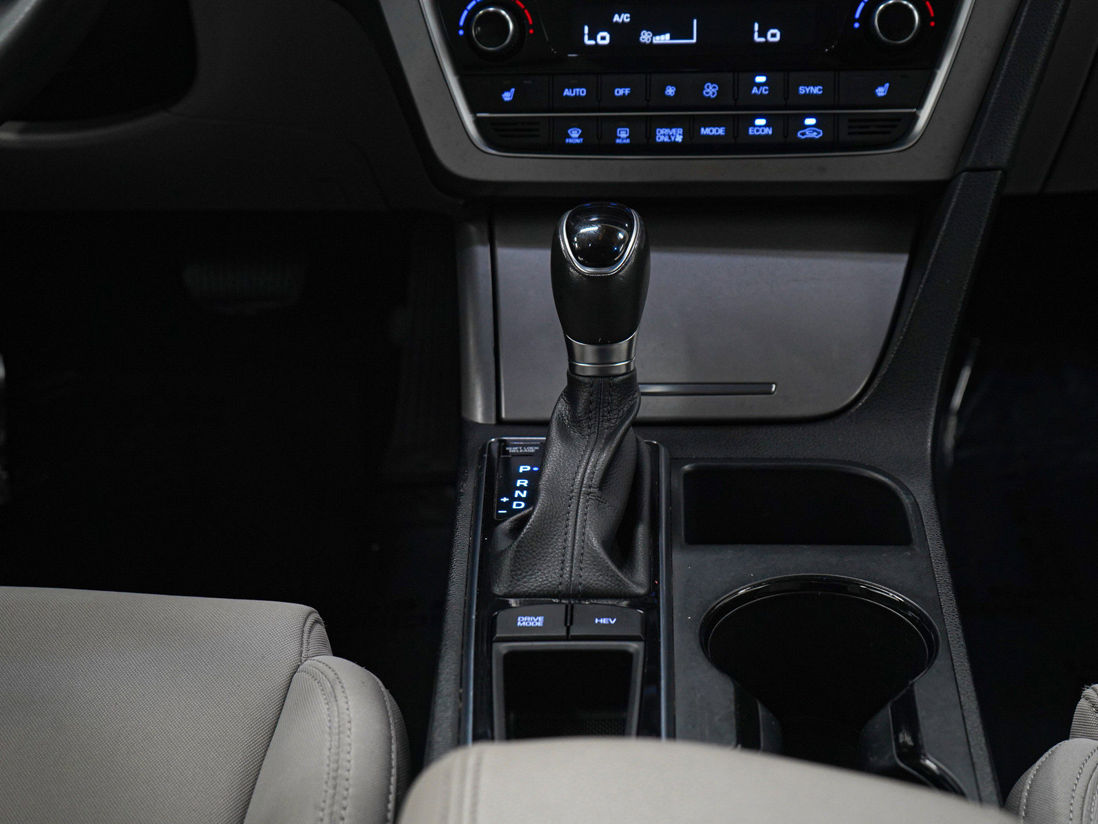 Used 2017 Hyundai Sonata Plug-In Hybrid FWD image 17