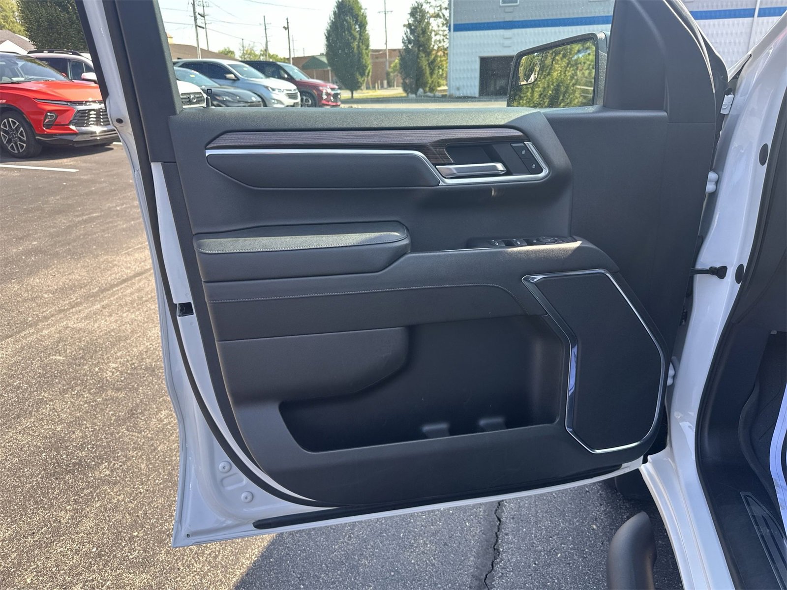 Certified 2023 Chevrolet Silverado 1500 RST w/ Redline Edition image 21