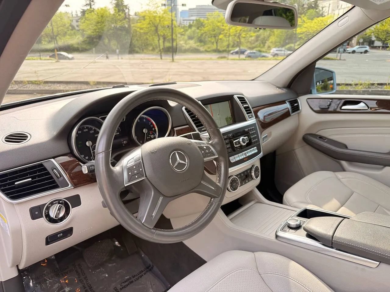 Used 2014 Mercedes-Benz ML 350 4MATIC image 32