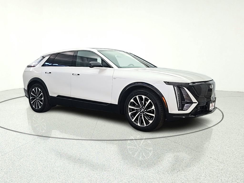 Used 2024 Cadillac Lyriq Sport AWD/4WD image 9
