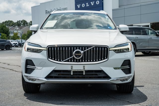 Certified 2023 Volvo XC60 B5 Plus w/ Climate Package AWD/4WD image 2
