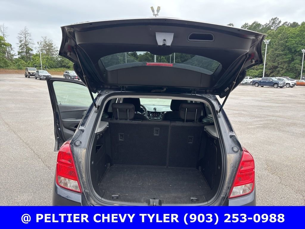 Used 2021 Chevrolet Trax LS w/ Tint and Cruise Package FWD image 20