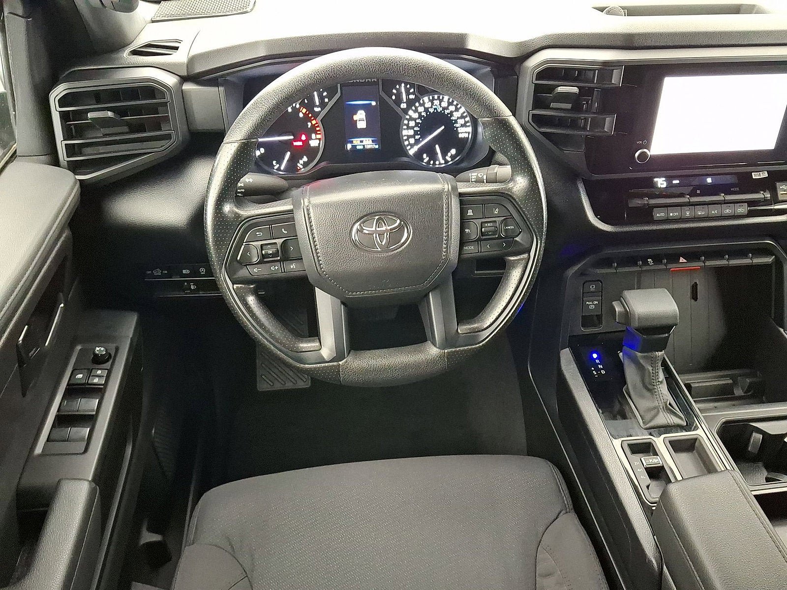 Used 2025 Toyota Tundra SR w/ SR Tow Package AWD/4WD image 12