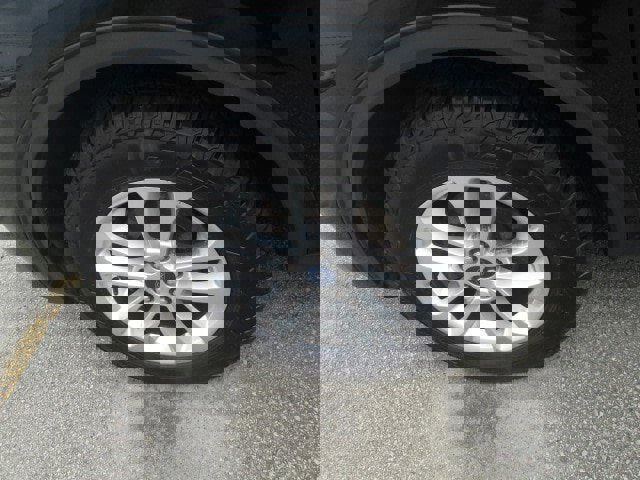 Used 2022 Ford Escape SE w/ Convenience Package image 10