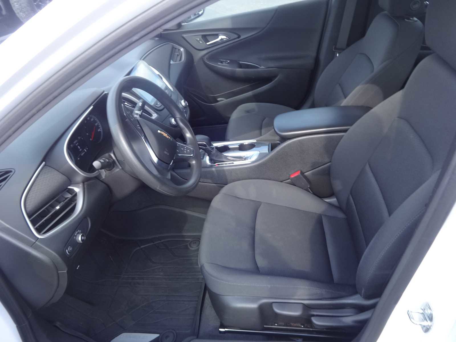 Used 2021 Chevrolet Malibu LS image 11