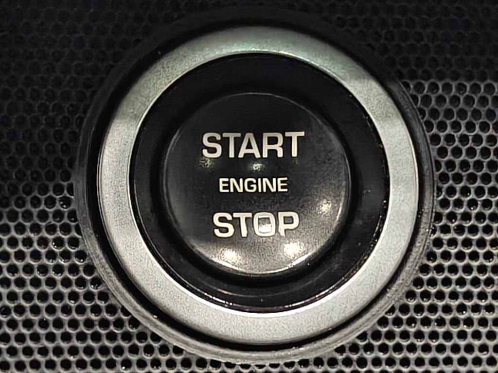 Used 2021 Land Rover Range Rover Westminster Edition image 16