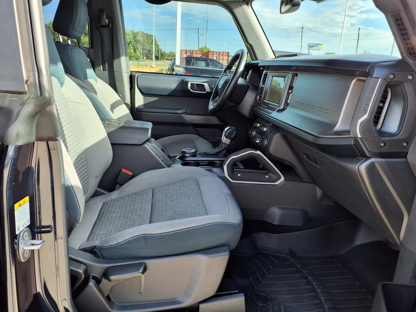 Used 2021 Ford Bronco Outer Banks AWD/4WD image 19