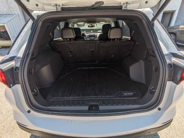 Used 2022 Chevrolet Equinox Premier w/ LPO, Floor Liner Package FWD image 20