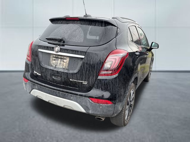 Used 2021 Buick Encore Preferred w/ Safety Package II AWD/4WD image 4
