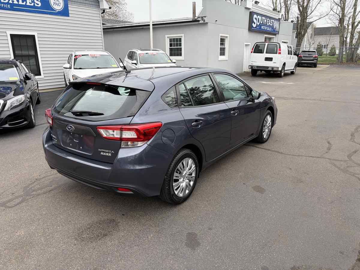 Used 2017 Subaru Impreza 2.0i AWD/4WD image 6