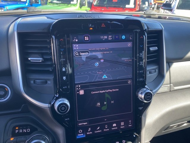 New 2026 RAM 1500 4x4 Crew Cab image 21