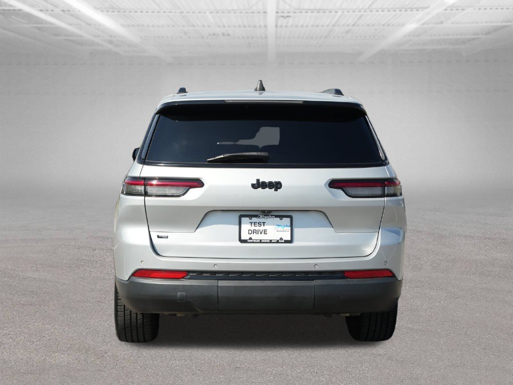 Used 2021 Jeep Grand Cherokee L Laredo RWD image 8