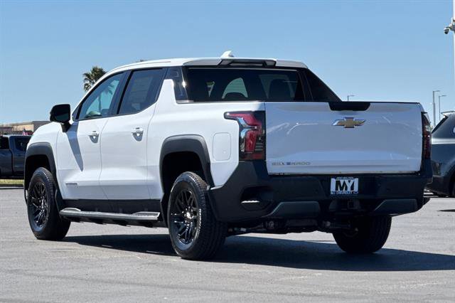 New 2026 Chevrolet Silverado EV LT image 6