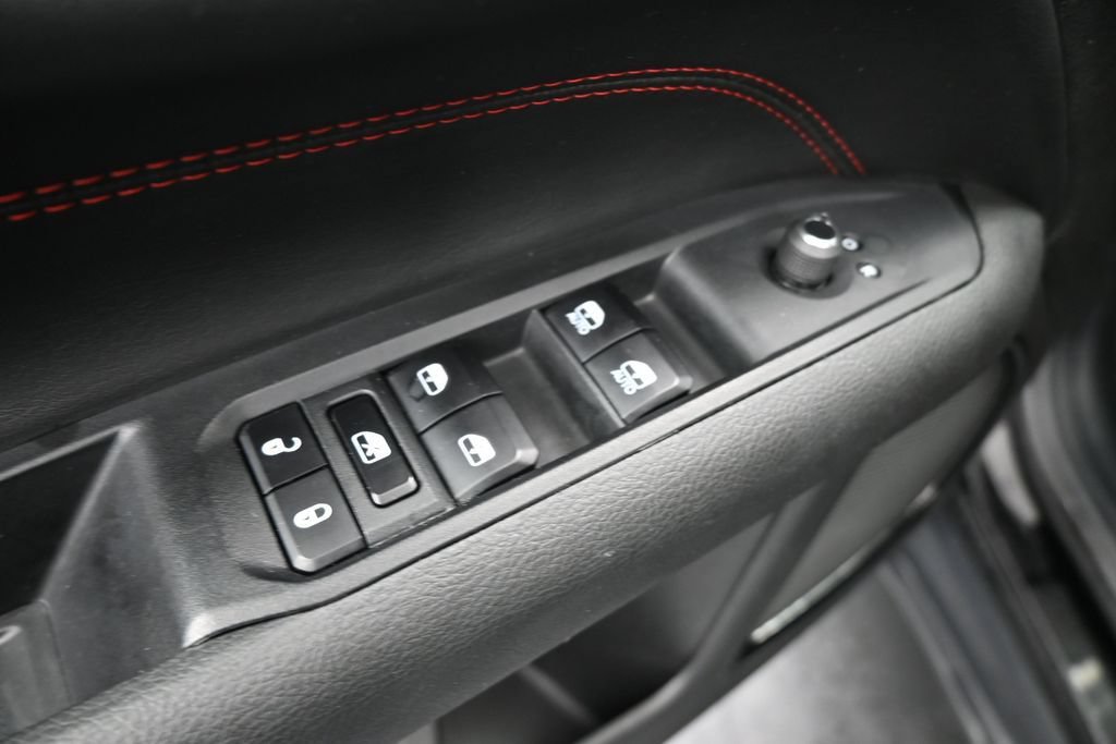 Used 2024 Jeep Compass Trailhawk AWD/4WD image 13