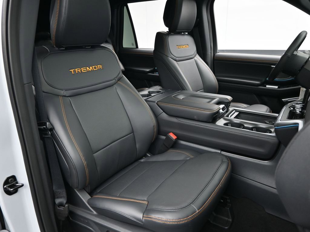 New 2026 Ford Expedition Tremor image 33