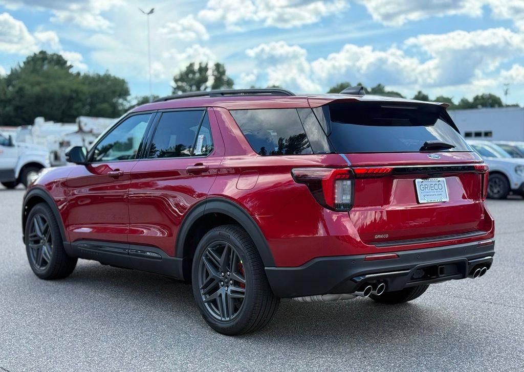 New 2026 Ford Explorer ST w/ Sun And Sound Package AWD/4WD image 9