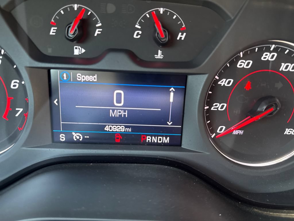 Used 2021 Chevrolet Camaro LT RWD image 18