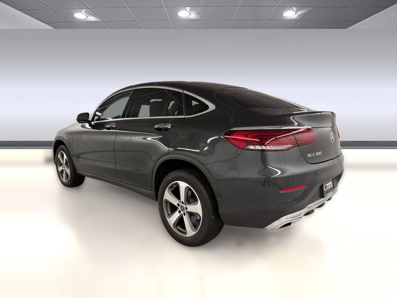Used 2023 Mercedes-Benz GLC 300 4MATIC Coupe image 3