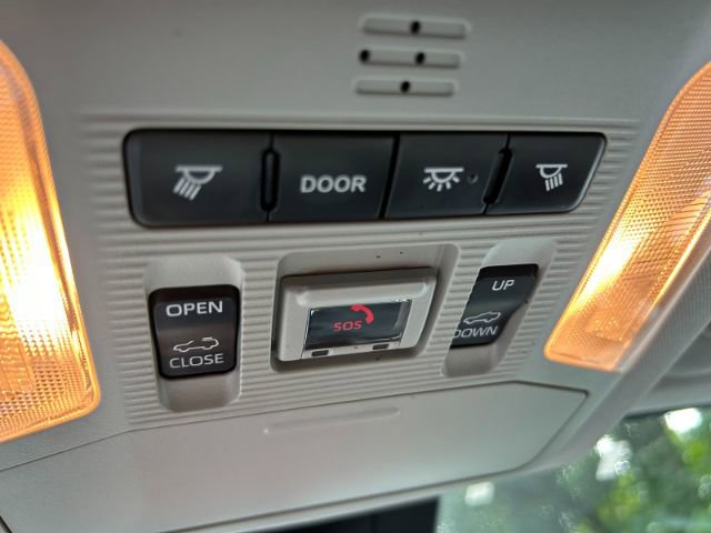 Used 2020 Toyota RAV4 XLE image 22