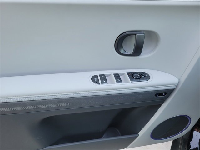 New 2025 Hyundai Ioniq 5 Limited image 14