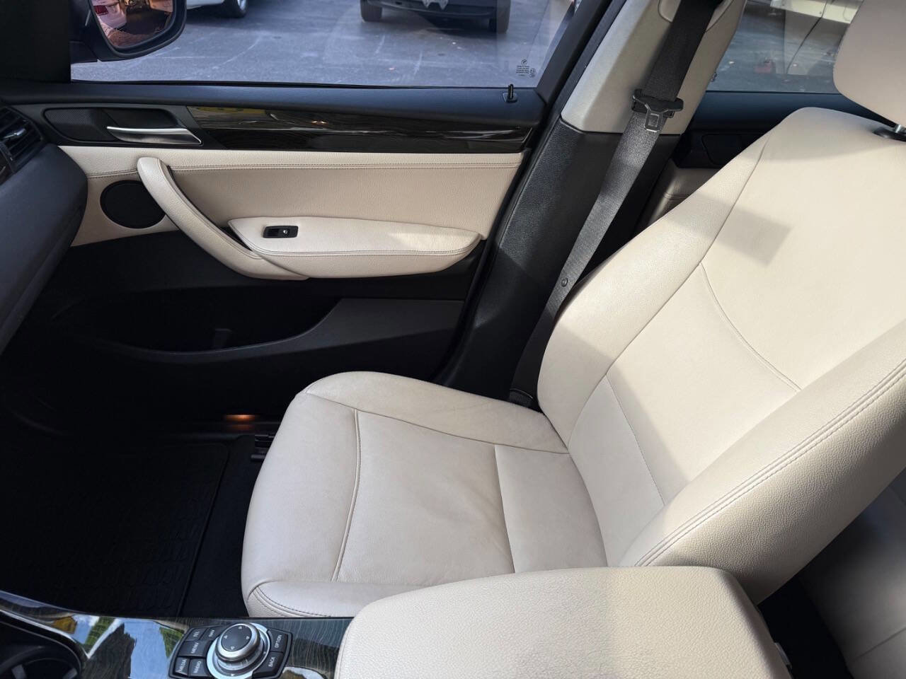 Used 2013 BMW X3 xDrive28i w/ Premium Pkg image 11